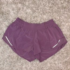Lululemon hotty hot 2.5 shorts, mauve color, size 8, like new!